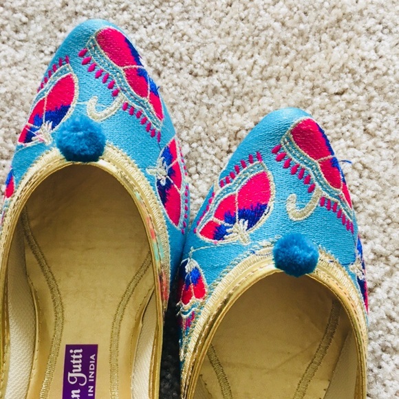 MOVING OUT In TWO WEEKS! HELP! Blue Umbrella Jutti - Picture 2 of 7